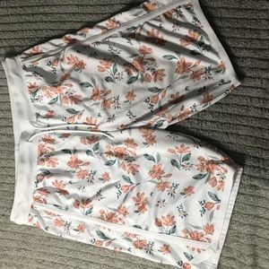 XL Mens Champs basketball shorts (white with pink flower print)